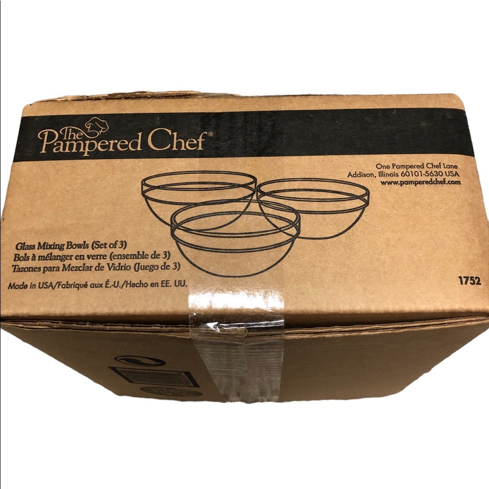 Brand new pampered chef 3 set glass mixing bowls